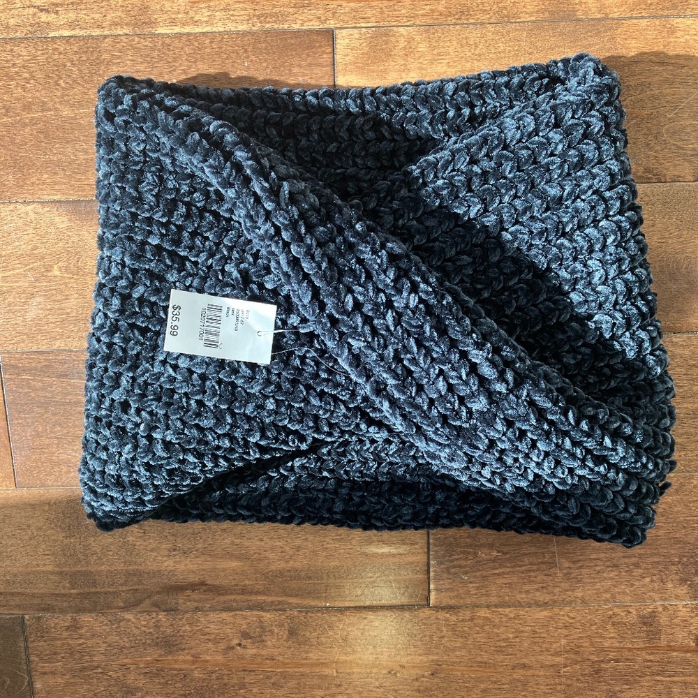 Women's Warm Cowl /Infinity Scarf- NWT